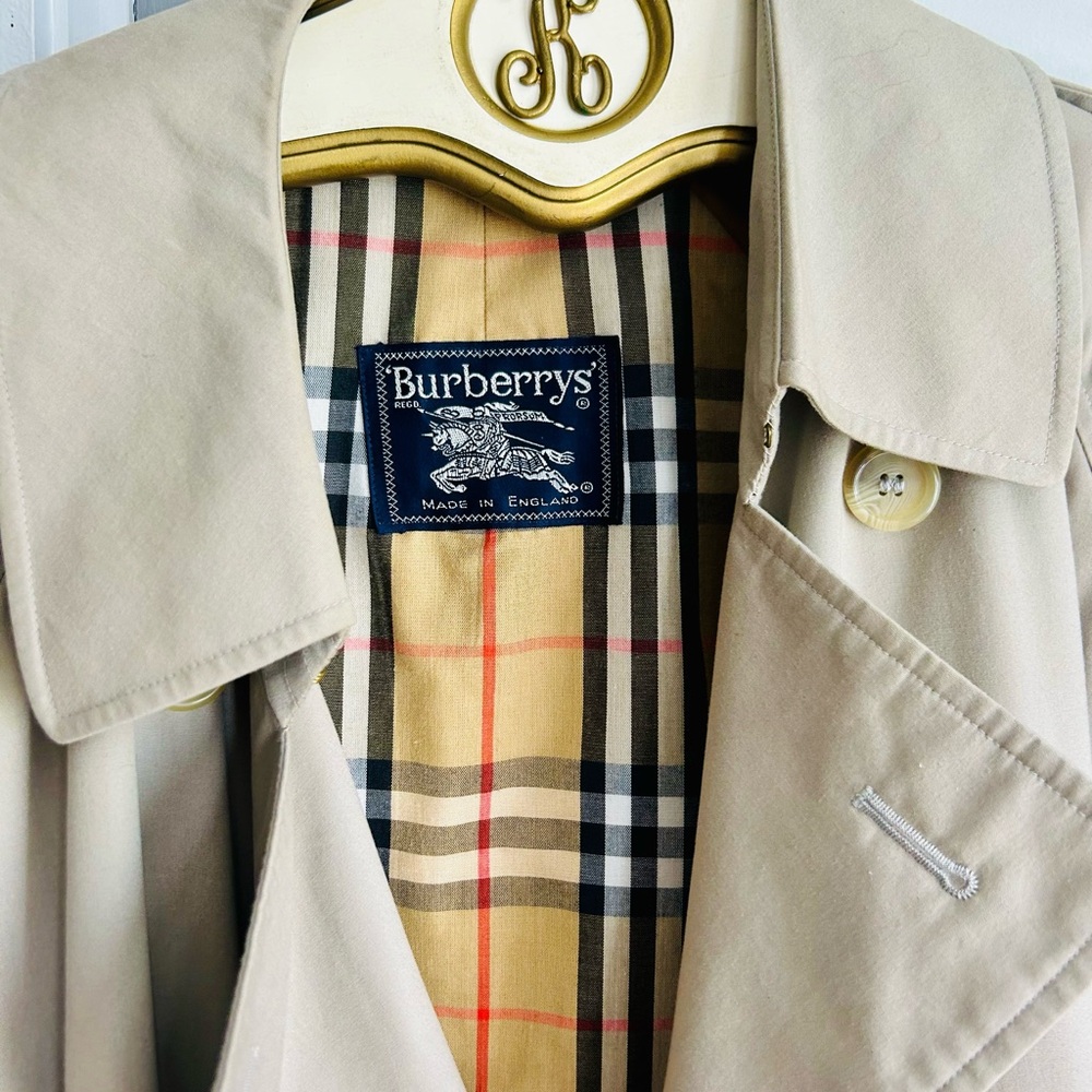 ❤️SALE AUTHENTIC Gorgeous Burberry Beige Trench Coat Fits Women's L-XL ❤️